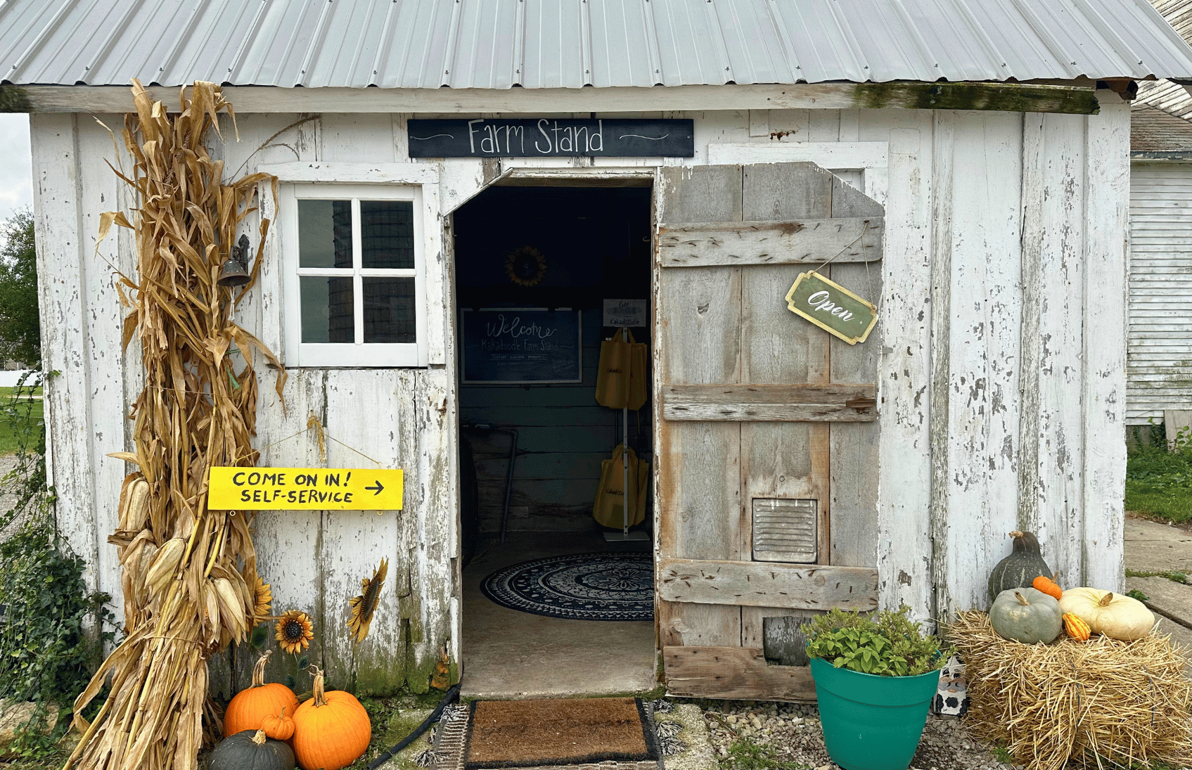 Kakadoodle Farm Stand